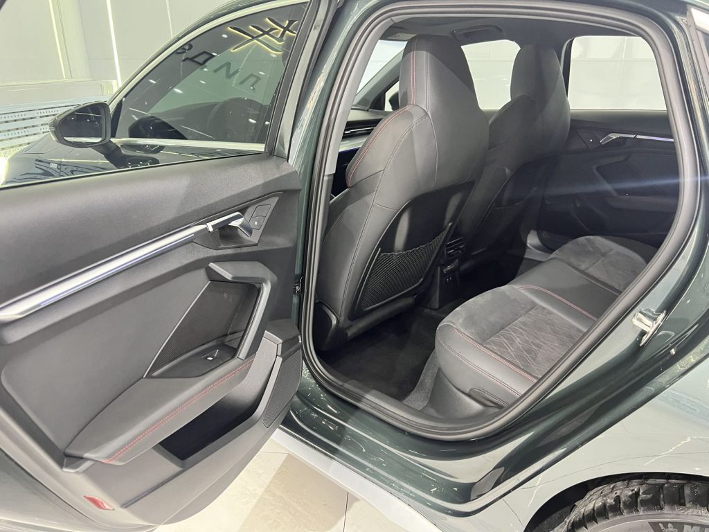 Audi A3 2021 A3L Limousine 35 TFSI Luxury Sport - Huishida Trading