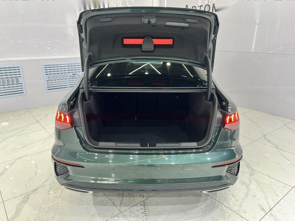 Audi A3 2021 A3L Limousine 35 TFSI Luxury Sport - Huishida Trading