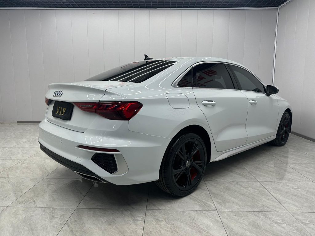 Audi A3 2021 A3L Limousine 35 TFSI Sportline - Huishida Trading