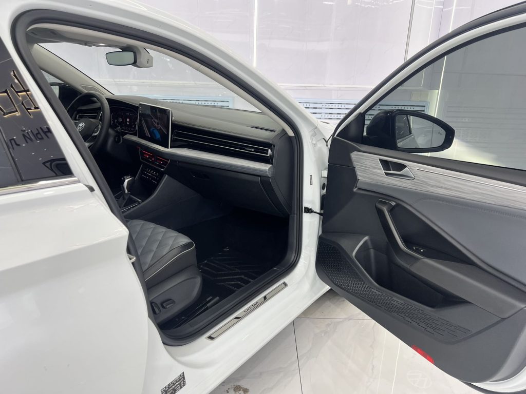 Sagitar 2023 300TSI DSG Excellence Edition - Huishida Trading