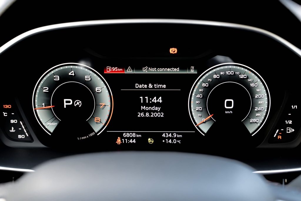 Audi Q3 2022 Fashion Elegance Edition - Huishida Trading