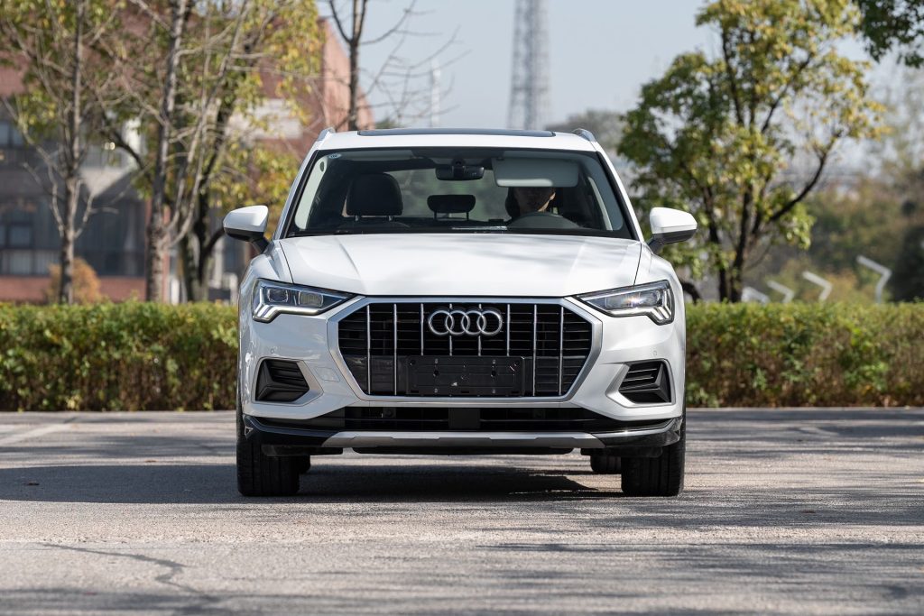 Audi Q3 2022 Fashion Elegance Edition - Huishida Trading