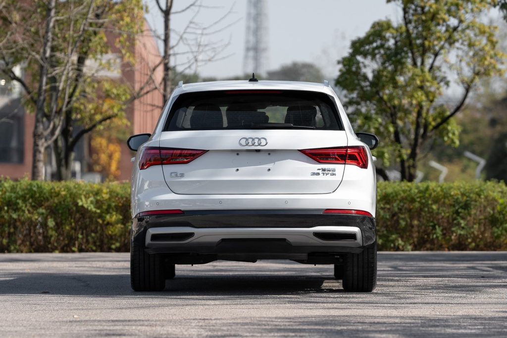 Audi Q3 2022 Fashion Elegance Edition - Huishida Trading