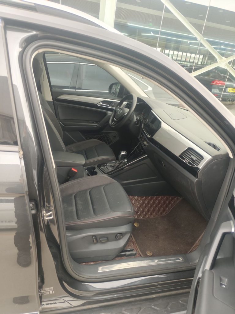 TAYRON 2022 280TSI Двухколесный привод Luxury Smart Connect Edition - Huishida Trading