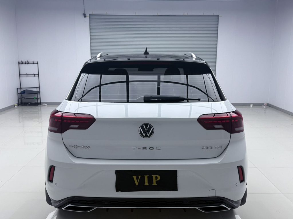 Volkswagen T-Roc 2021 280TSI DSG Двухколесный привод R-Line Pro Smart Connect Edition - Huishida Trading