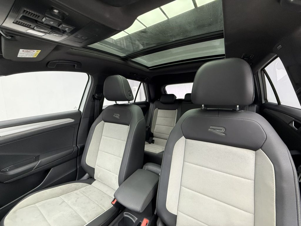 Volkswagen T-Roc 2021 280TSI DSG Двухколесный привод R-Line Pro Smart Connect Edition - Huishida Trading