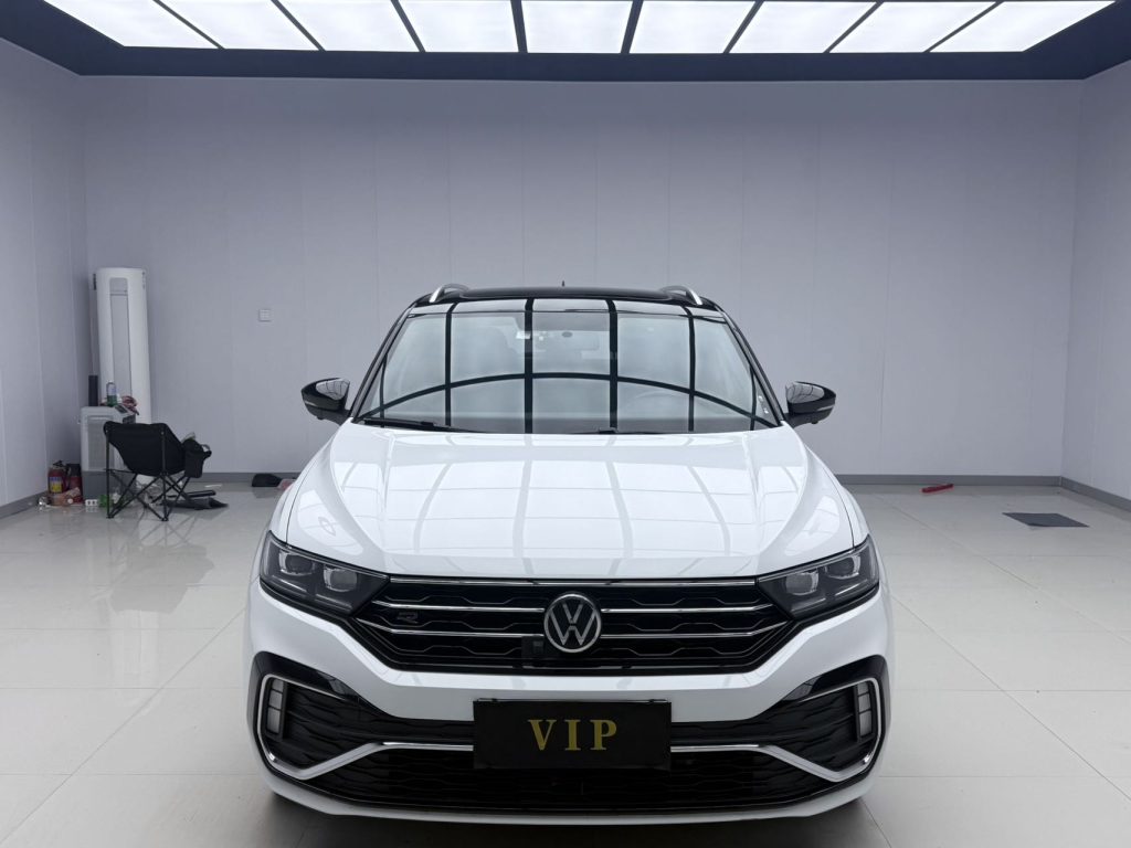 Volkswagen T-Roc 2021 280TSI DSG Двухколесный привод R-Line Pro Smart Connect Edition - Huishida Trading