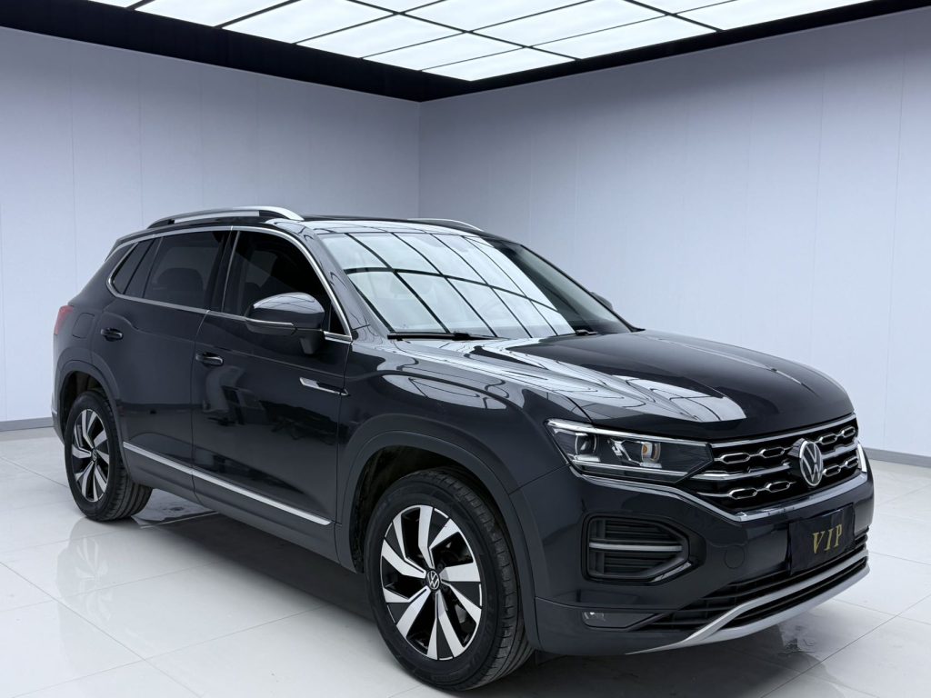 TAYRON 2022 280TSI Двухколесный привод Luxury Smart Connect Edition - Huishida Trading