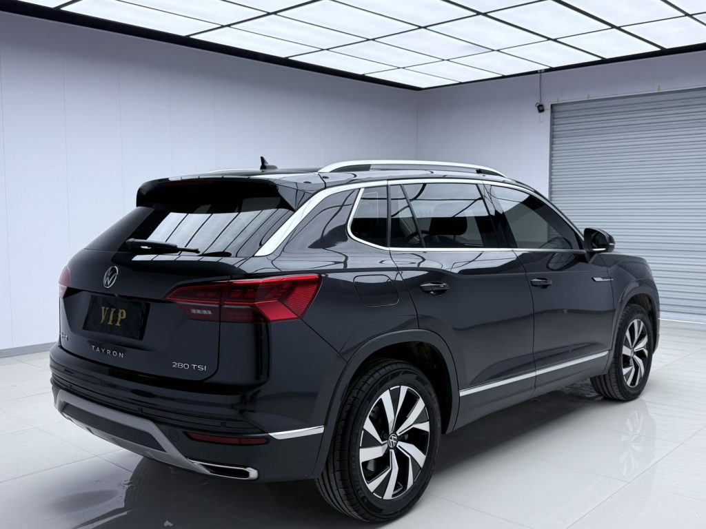 TAYRON 2022 280TSI Двухколесный привод Luxury Smart Connect Edition - Huishida Trading