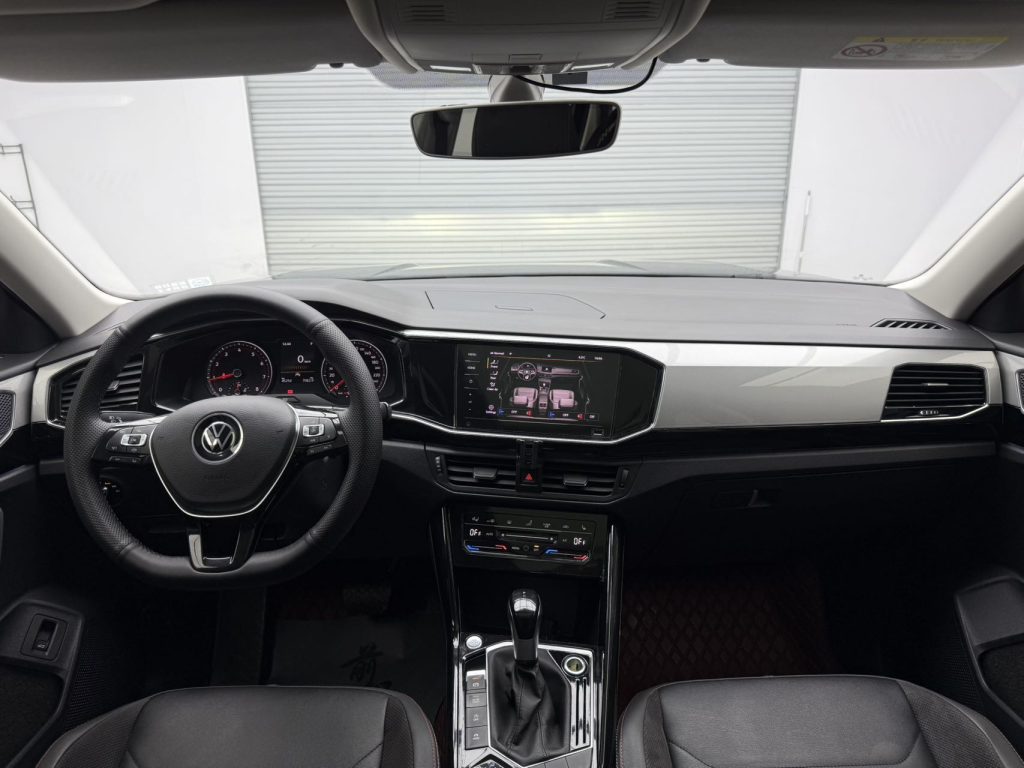 TAYRON 2022 280TSI Двухколесный привод Luxury Smart Connect Edition - Huishida Trading