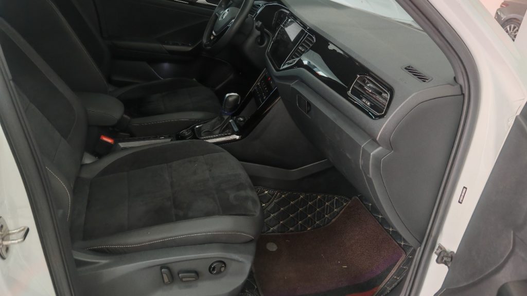 T-ROC 2021 Facelifted 280TSI DSG 4WD Luxury Smart Connect Edition - Huishida Trading