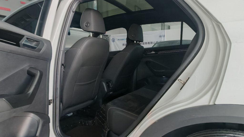 T-ROC 2021 Facelifted 280TSI DSG 4WD Luxury Smart Connect Edition - Huishida Trading