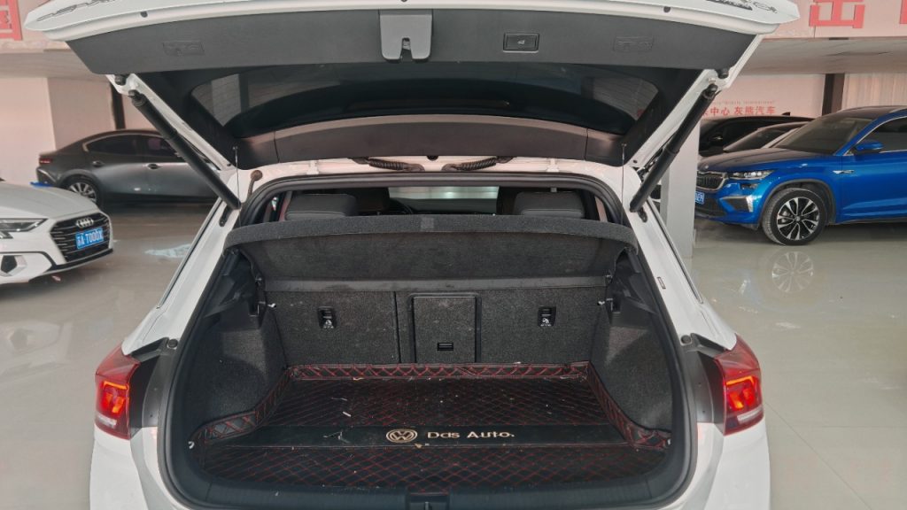 T-ROC 2021 Facelifted 280TSI DSG 4WD Luxury Smart Connect Edition - Huishida Trading