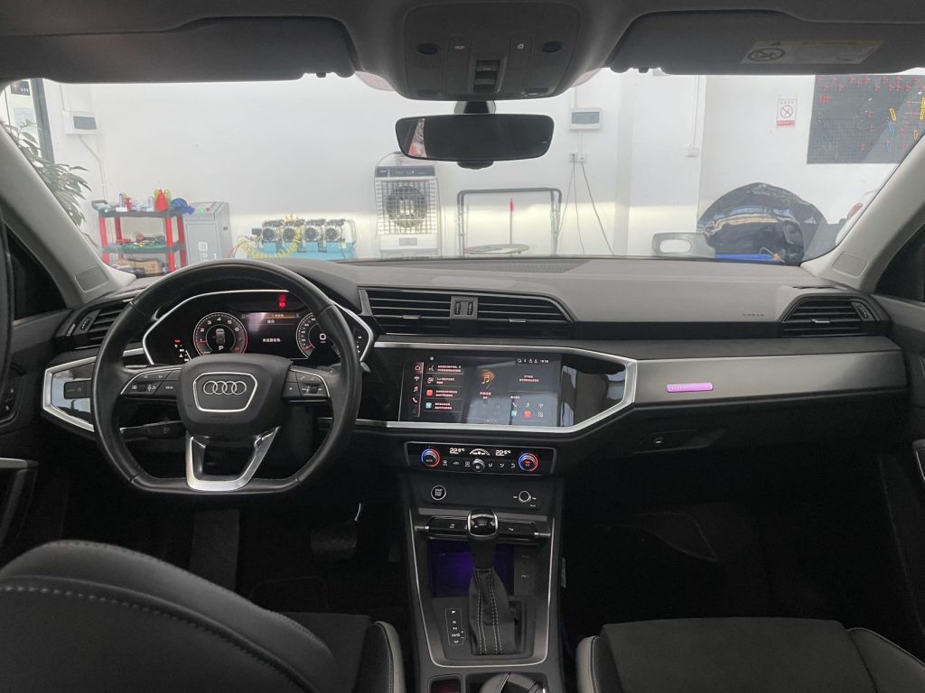 Audi Q3 2022 35 TFSI Sportline - Huishida Trading