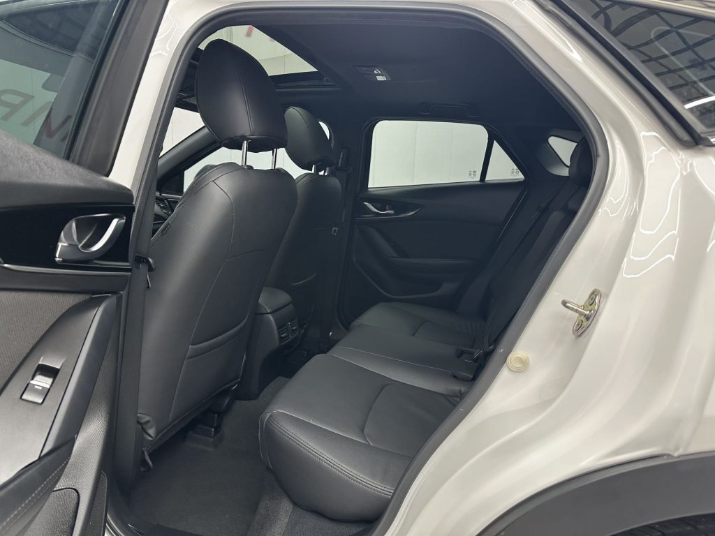 Mazda CX-4 2021 года 2,0 л Автоматическая коробка передач Передний привод Skyactiv Dynamic Edition - Huishida Trading