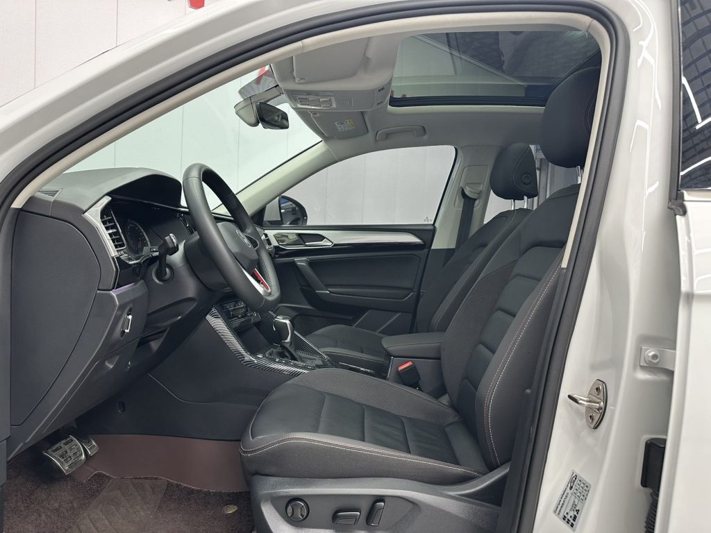 Volkswagen TAYRON 2022 Модель 280TSI Двухколесный привод Luxury Smart Connect Edition - Huishida Trading