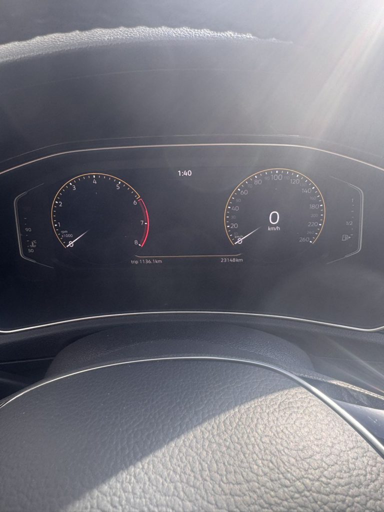 T-ROC 2022 280TSI DSG Двухколесный привод Comfort PLUS - Huishida Trading