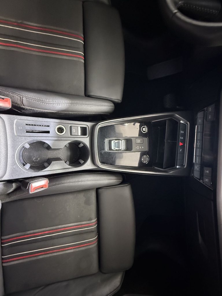 Audi A3 2021 A3L Limousine 35 TFSI Sportline - Huishida Trading