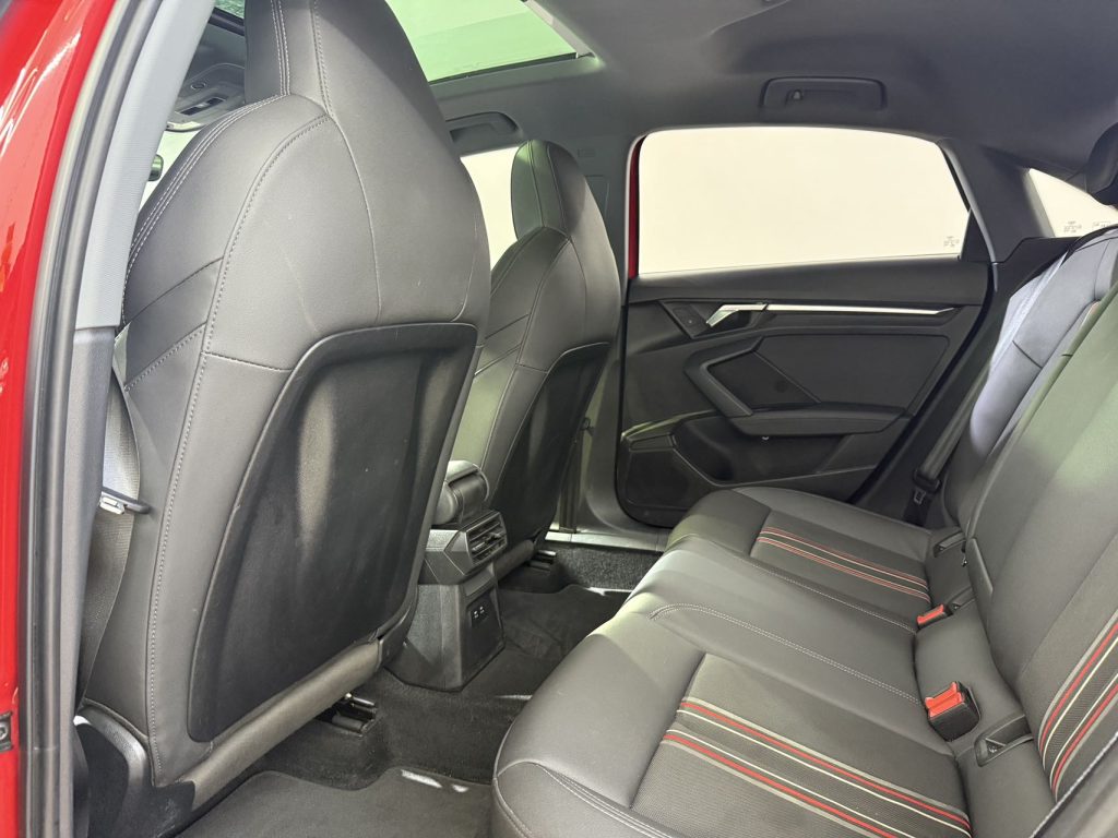 Audi A3 2021 A3L Limousine 35 TFSI Sportline - Huishida Trading