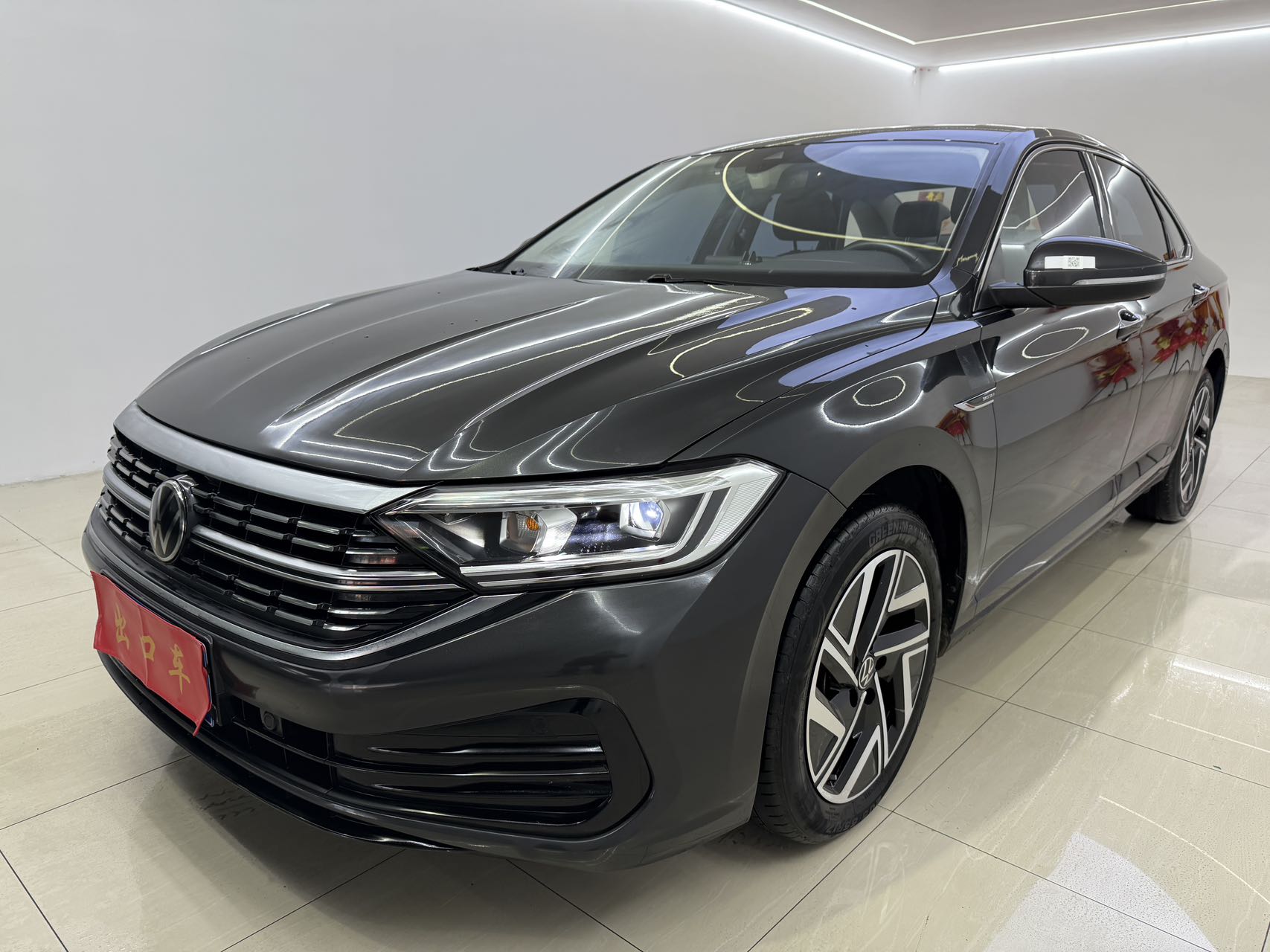 Volkswagen Sagitar 2023 200TSI DSG Transcendence Edition