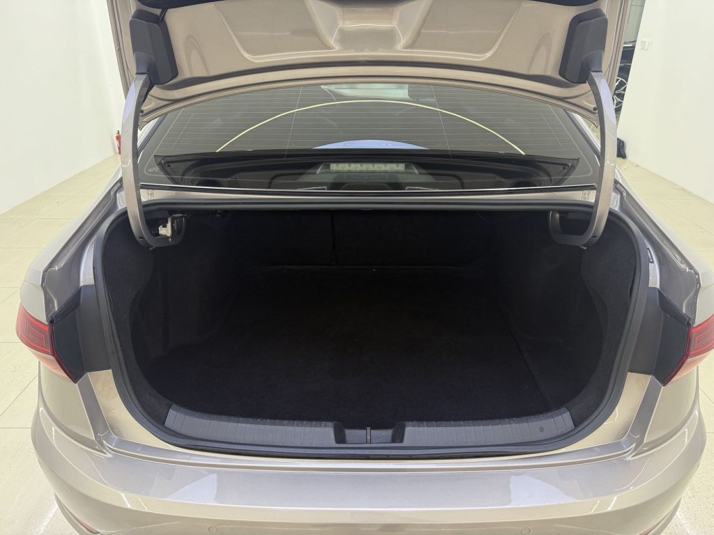 Volkswagen Sagitar 2021 280TSI DSG Excellence Edition - Huishida Trading