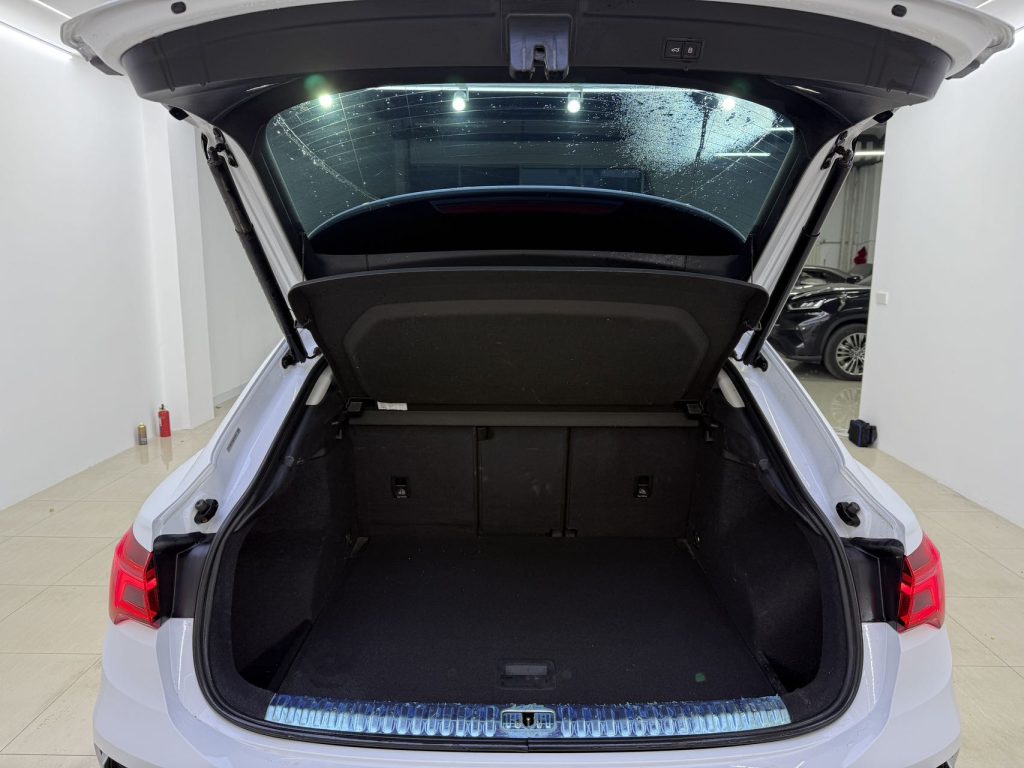 Audi Q3 Sportback 2020 35 TFSI Progressive - Huishida Trading