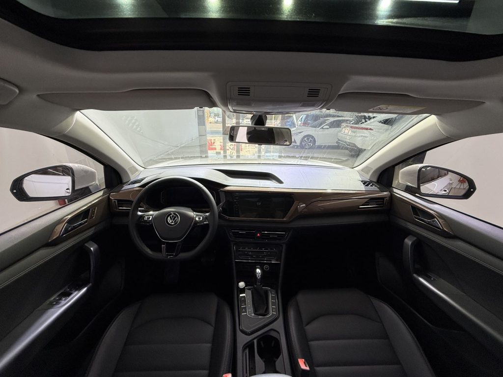 Volkswagen Tharu 2021 280TSI Front-Wheel Drive Luxury Edition PLUS - Huishida Trading