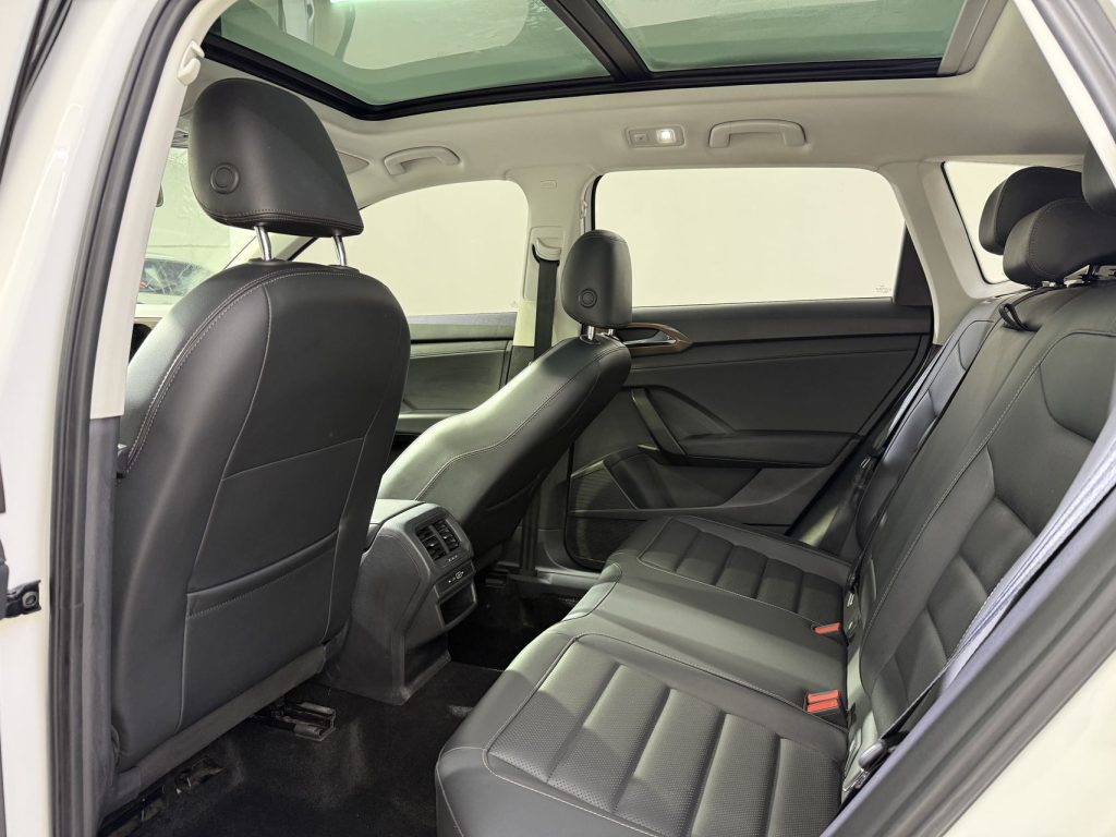 Volkswagen Tharu 2021 280TSI Front-Wheel Drive Luxury Edition PLUS - Huishida Trading