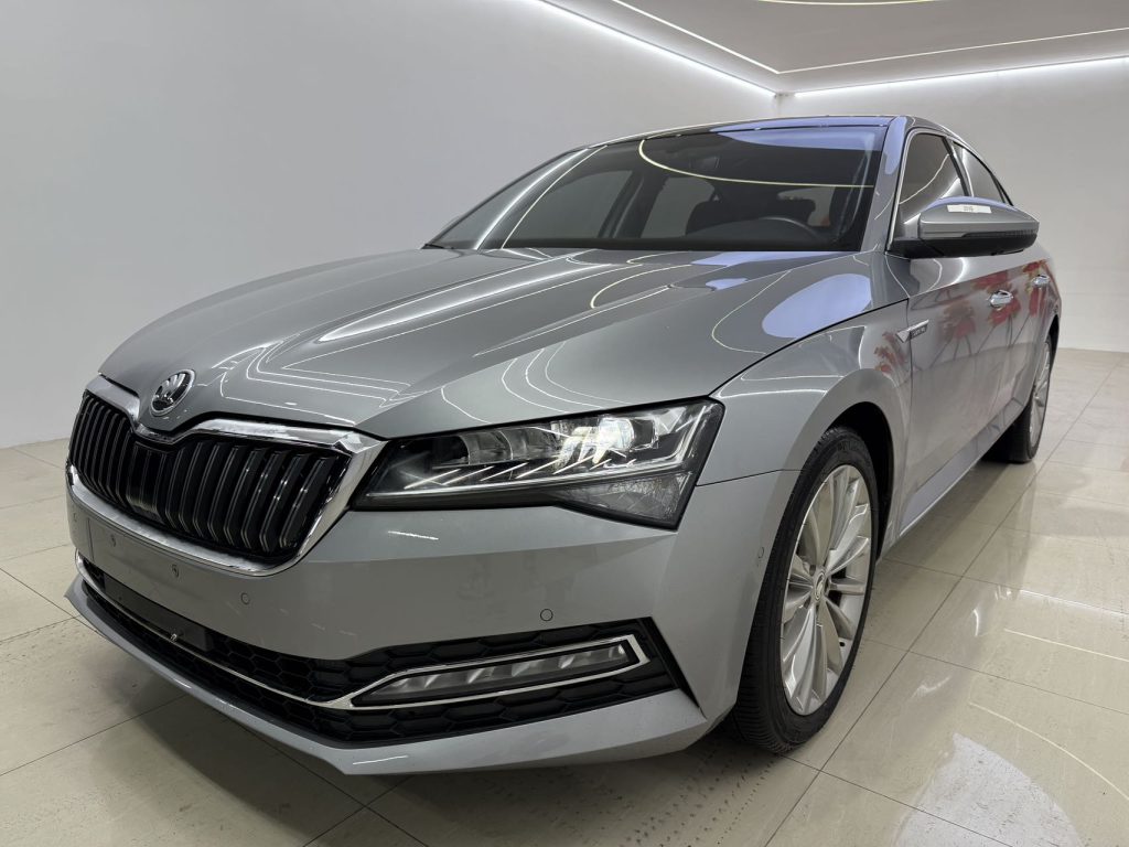 Skoda SUPERB 2021 модельный год TSI380 DSG Flagship Edition - Huishida Trading