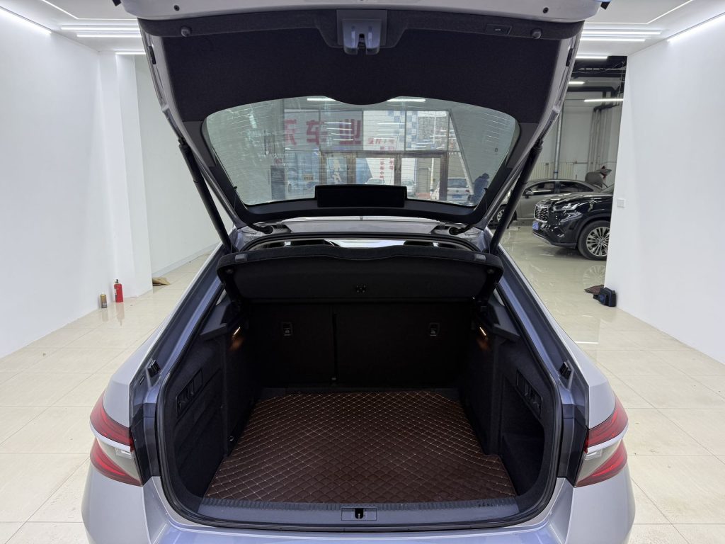 Skoda SUPERB 2021 модельный год TSI380 DSG Flagship Edition - Huishida Trading