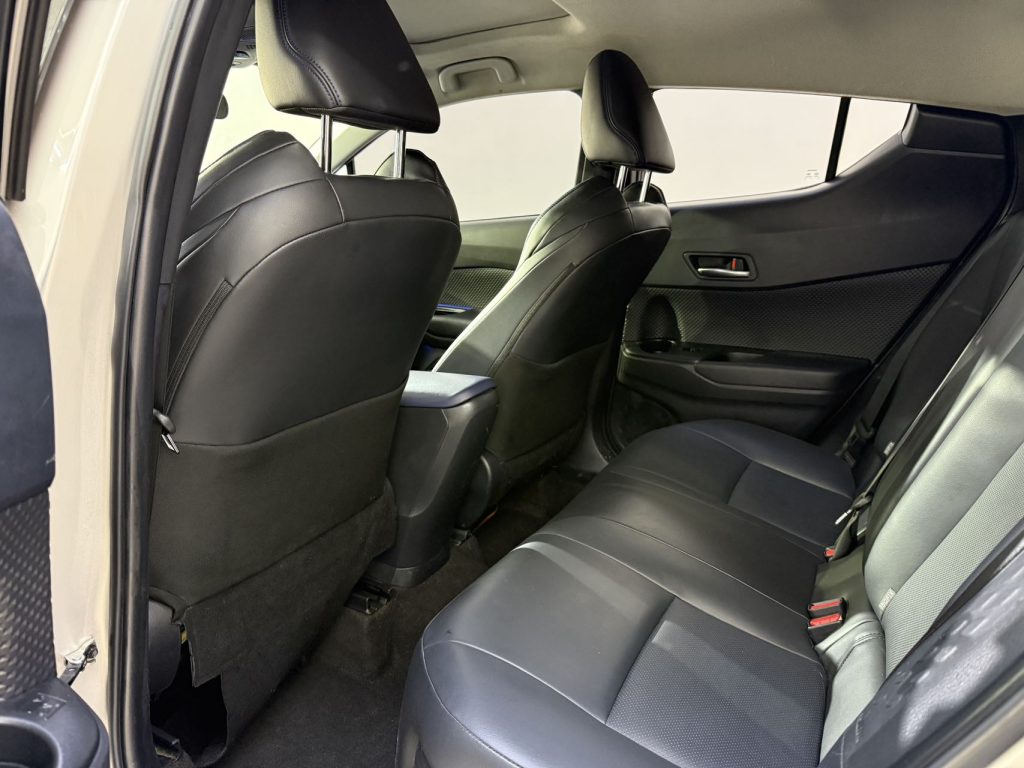 Toyota C-HR 2020 2.0L Luxury Edition - Huishida Trading