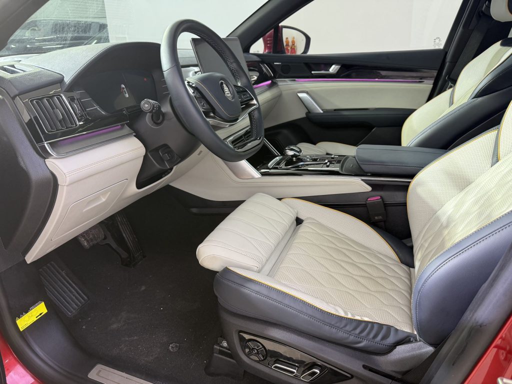 BYD Tang New Energy 2022 Model DM-p 215KM All-Wheel Drive Flagship Edition - Huishida Trading