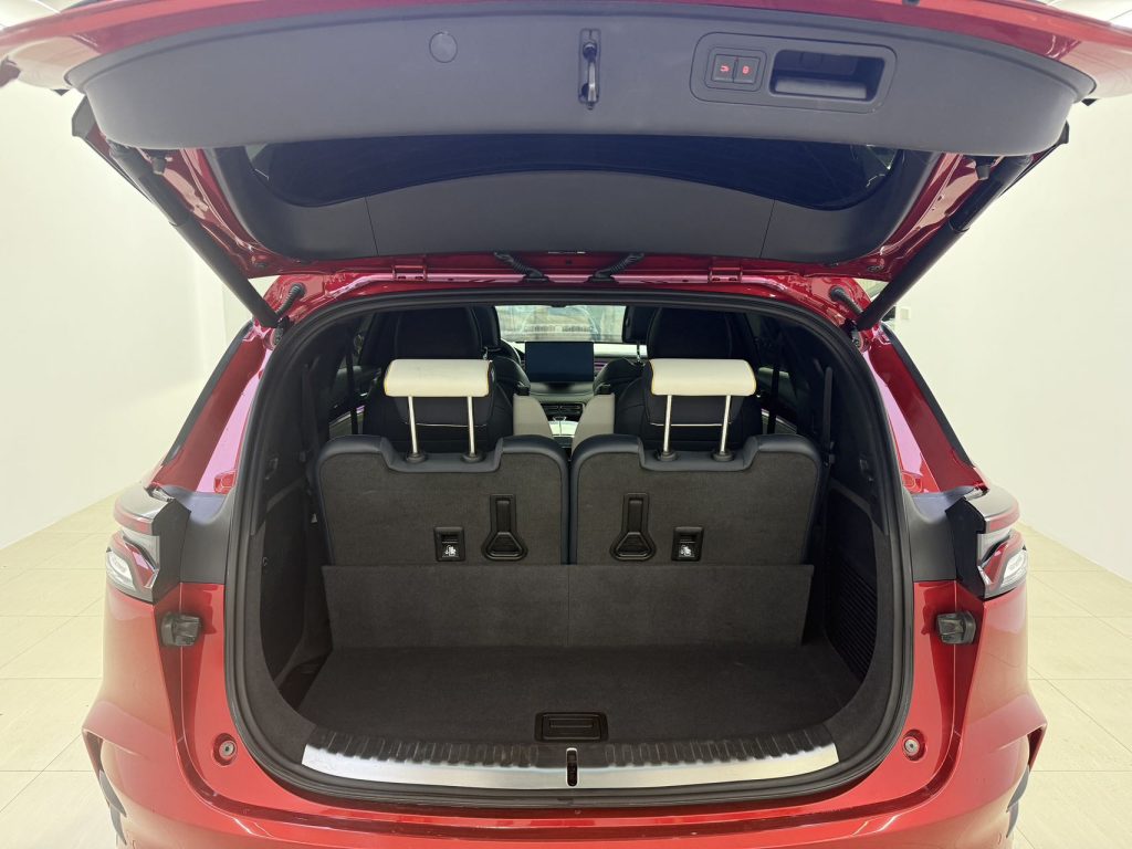 BYD Tang New Energy 2022 Model DM-p 215KM All-Wheel Drive Flagship Edition - Huishida Trading