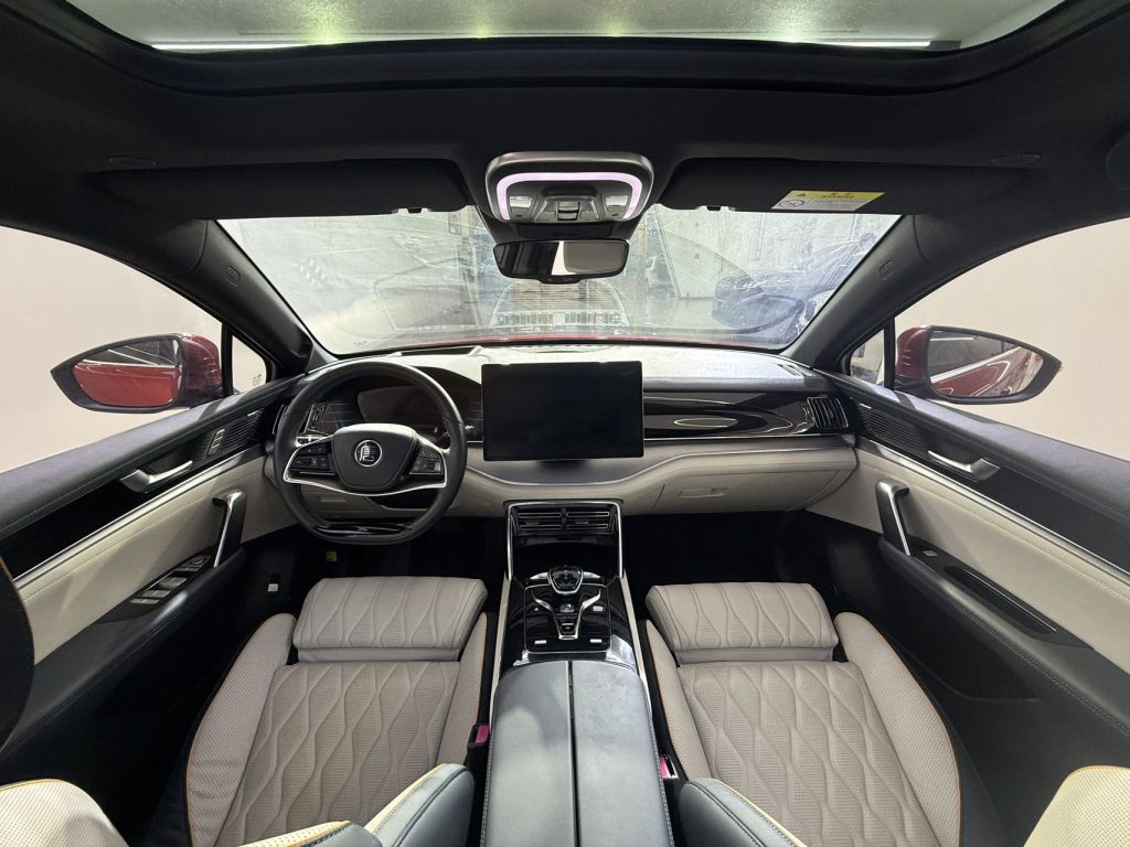 BYD Tang New Energy 2022 Model DM-p 215KM All-Wheel Drive Flagship Edition - Huishida Trading