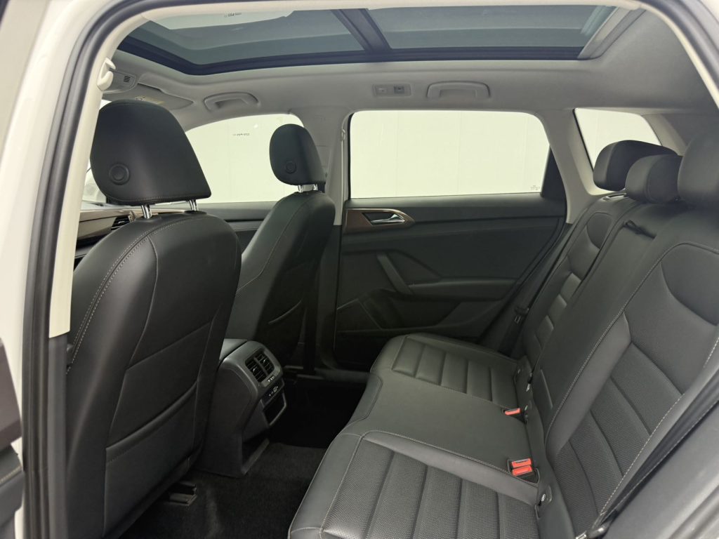 Volkswagen Tharu 2021 280TSI Front-Wheel Drive Luxury Edition - Huishida Trading