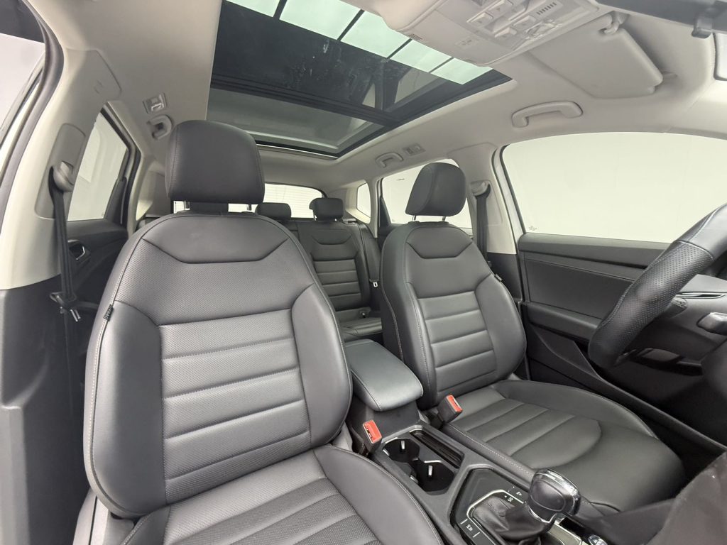 Volkswagen Tharu 2021 280TSI Front-Wheel Drive Luxury Edition - Huishida Trading