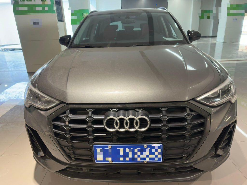 Audi Q3 2023 года 35 TFSI Sportline (1.4T) - Huishida Trading