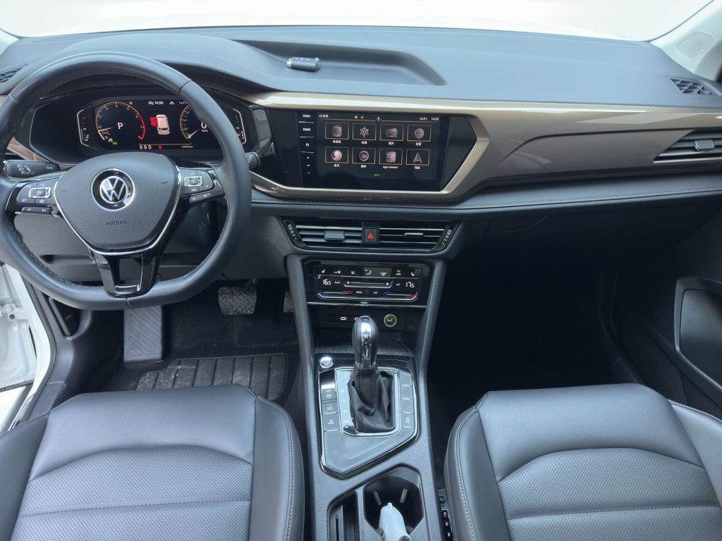 Volkswagen Tharu 2022 280TSI с передним приводом, версия Luxury Edition - Huishida Trading