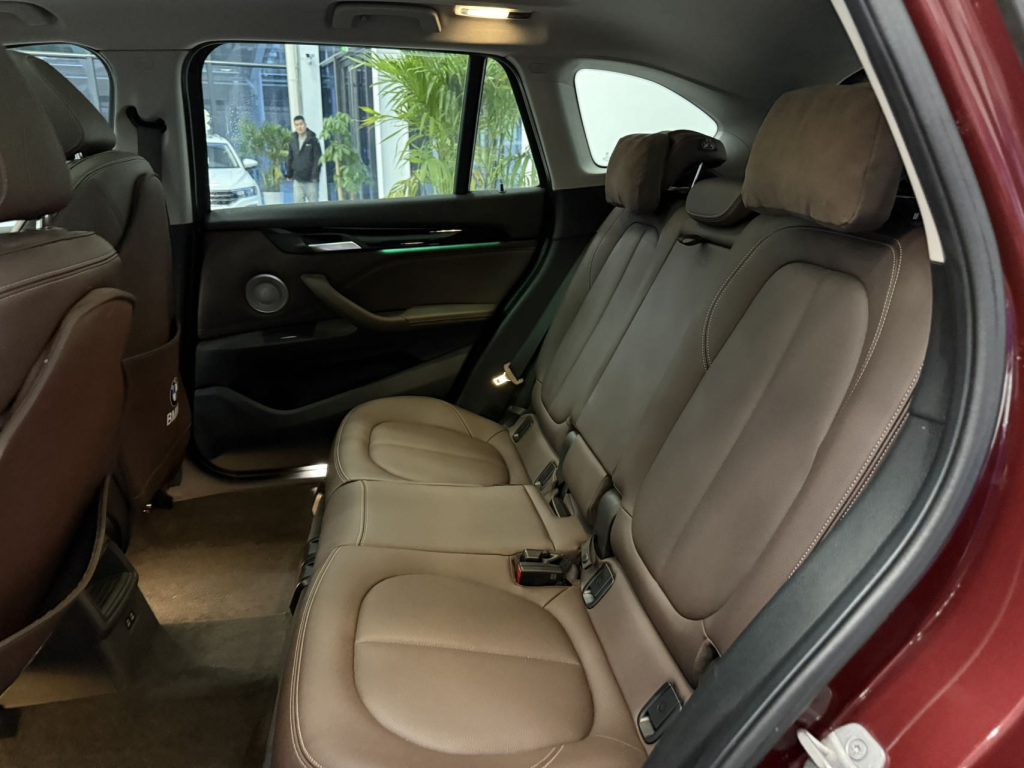 BMW X1 2022 sDrive20Li Fashion Edition - Huishida Trading