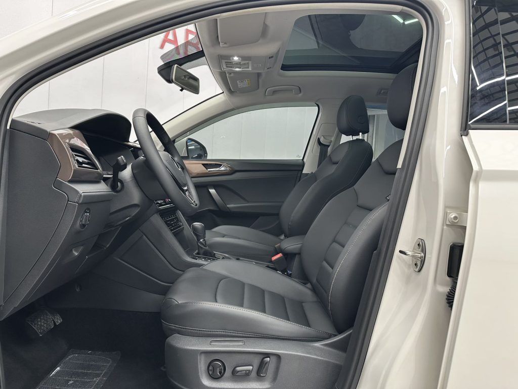 Volkswagen Tharu 2021 280TSI Two-Wheel Drive Luxury Edition - Huishida Trading