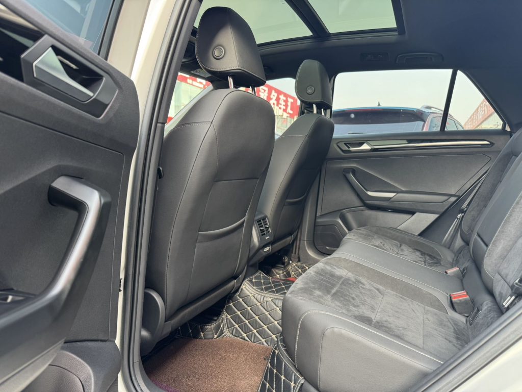 2021 Модель T-Roc Facelift 280TSI DSG 4WD Luxury - Huishida Trading