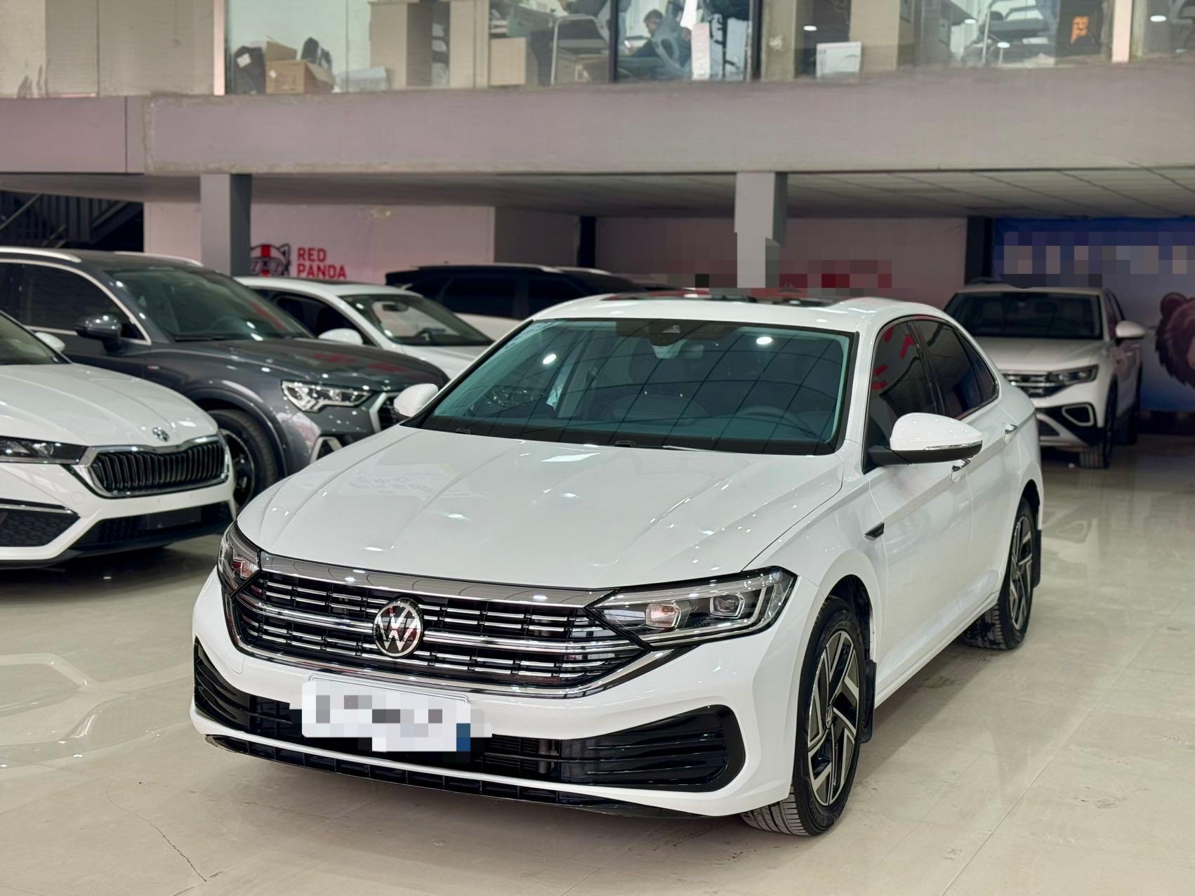 2023 Volkswagen Sagitar  280TSI DSG Plus Edition