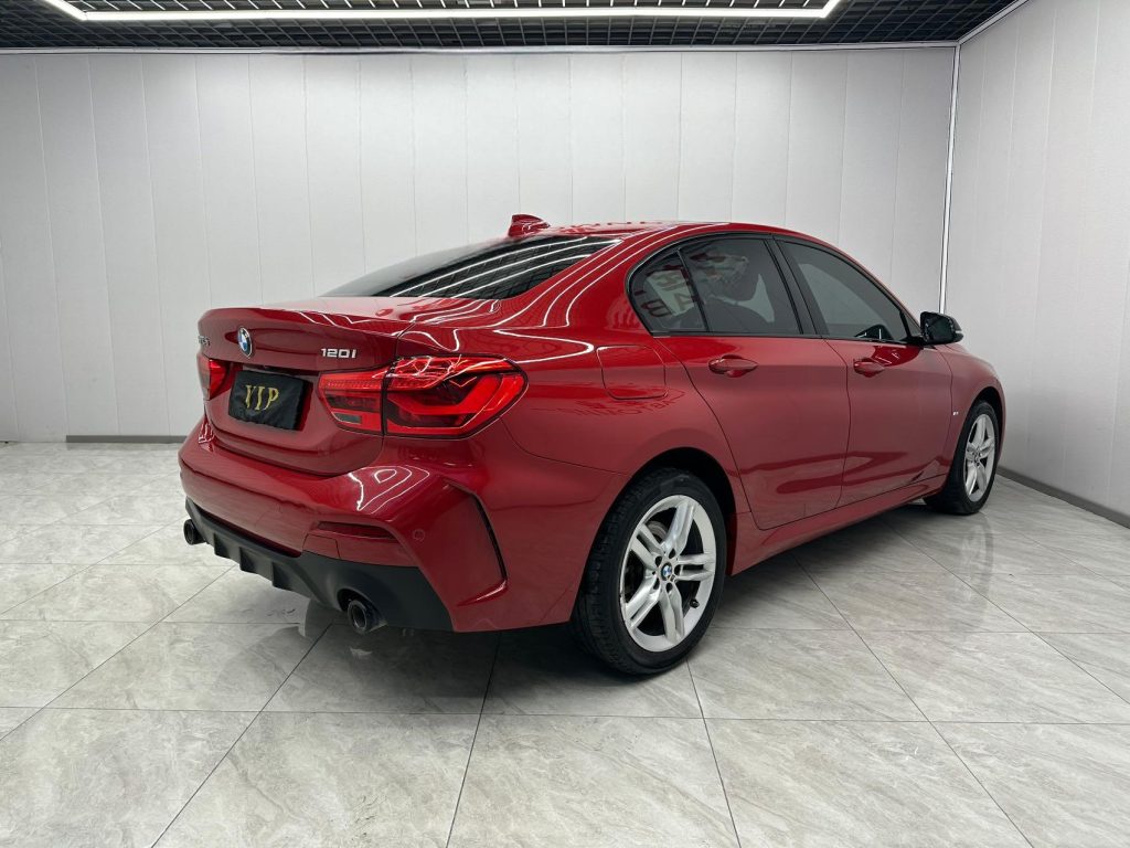 BMW 1 серии 2021 120i M Sport Night Edition - Huishida Trading