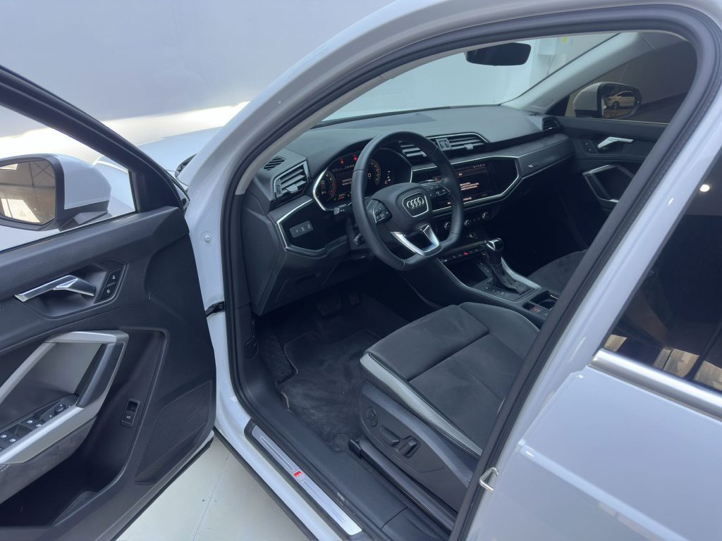 Audi Q3 2022 35 TFSI Sportline - Huishida Trading