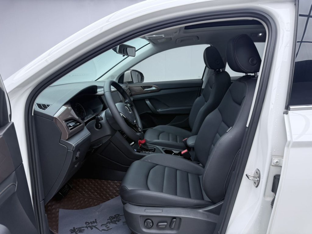 Volkswagen Tharu 2021 280TSI Two-Wheel Drive Luxury Edition PLUS - Huishida Trading