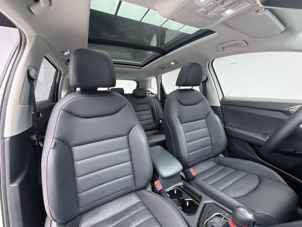 Volkswagen Tharu 2021 280TSI Two-Wheel Drive Luxury Edition PLUS - Huishida Trading