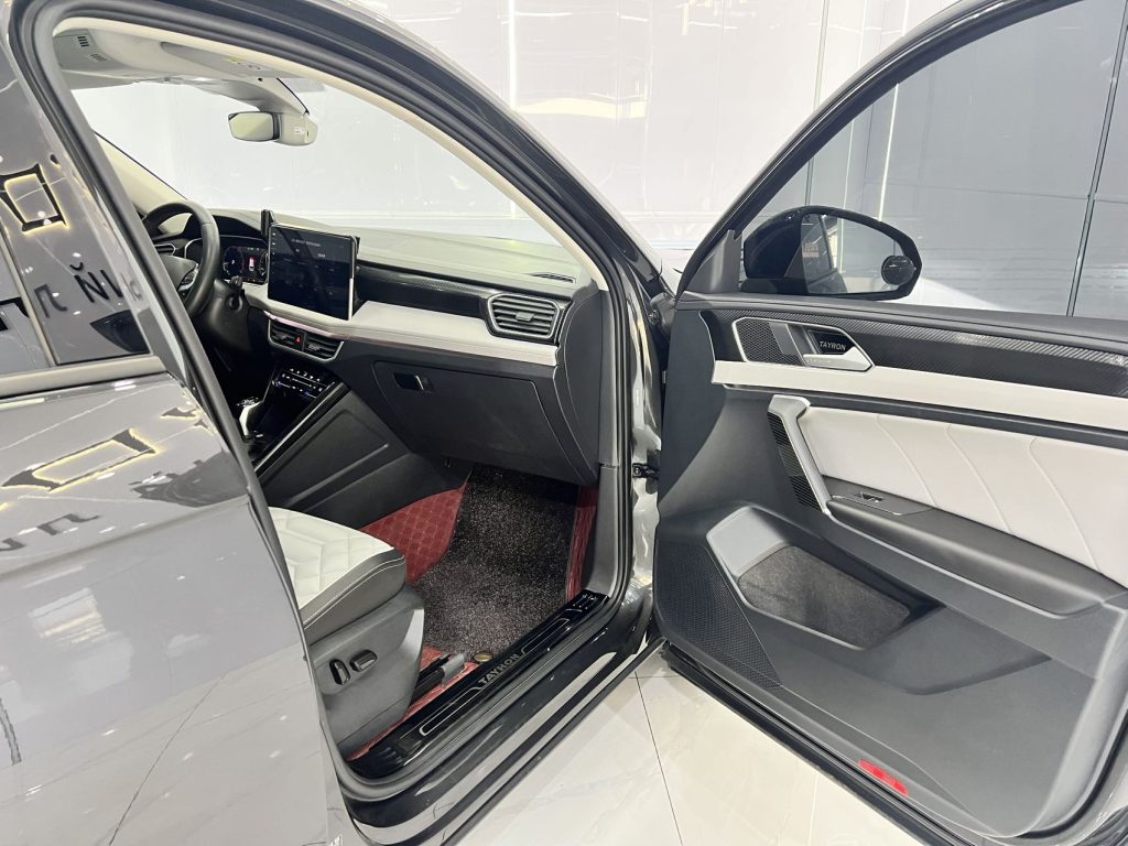 Volkswagen TAYRON 2023 280TSI Передний привод Luxury Plus Advanced Edition - Huishida Trading