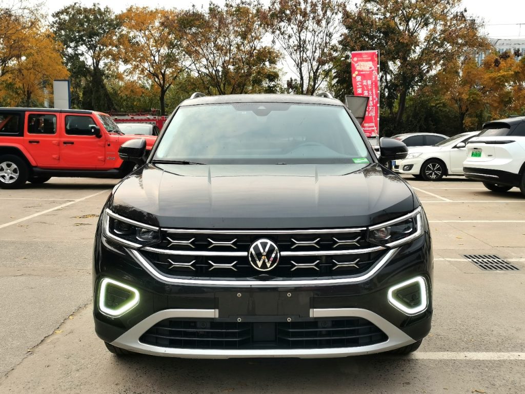 Volkswagen TAYRON 2023 Модель 280TSI Передний привод Luxury Plus Advanced Editio - Huishida Trading