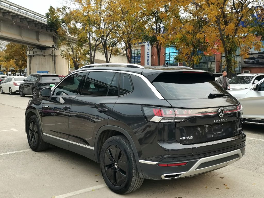 Volkswagen TAYRON 2023 Модель 280TSI Передний привод Luxury Plus Advanced Editio - Huishida Trading