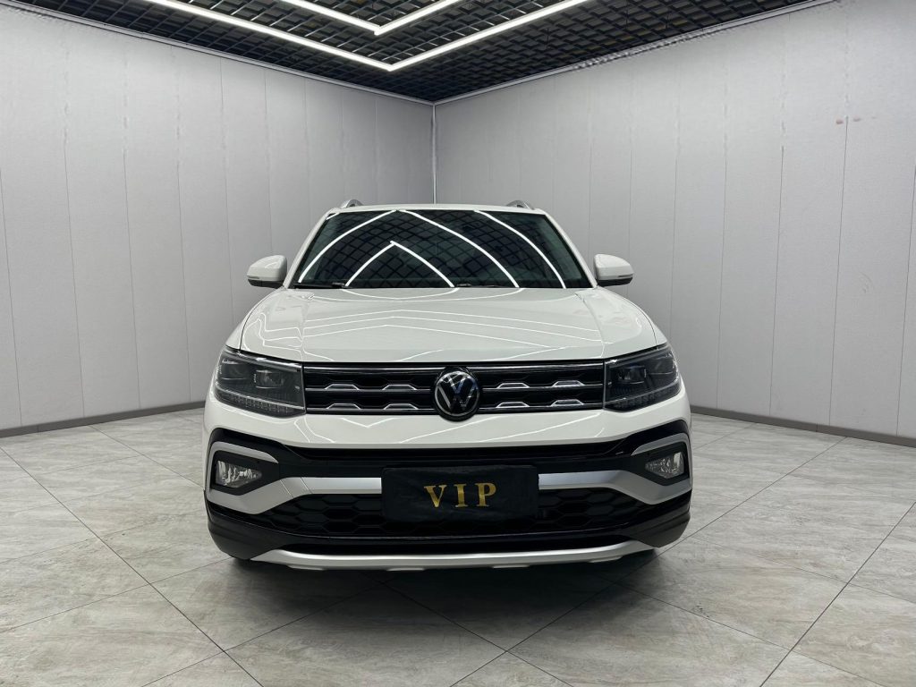 Volkswagen T-Cross 2022 1,5 л, автоматическая коробка передач, версия Comfort - Huishida Trading